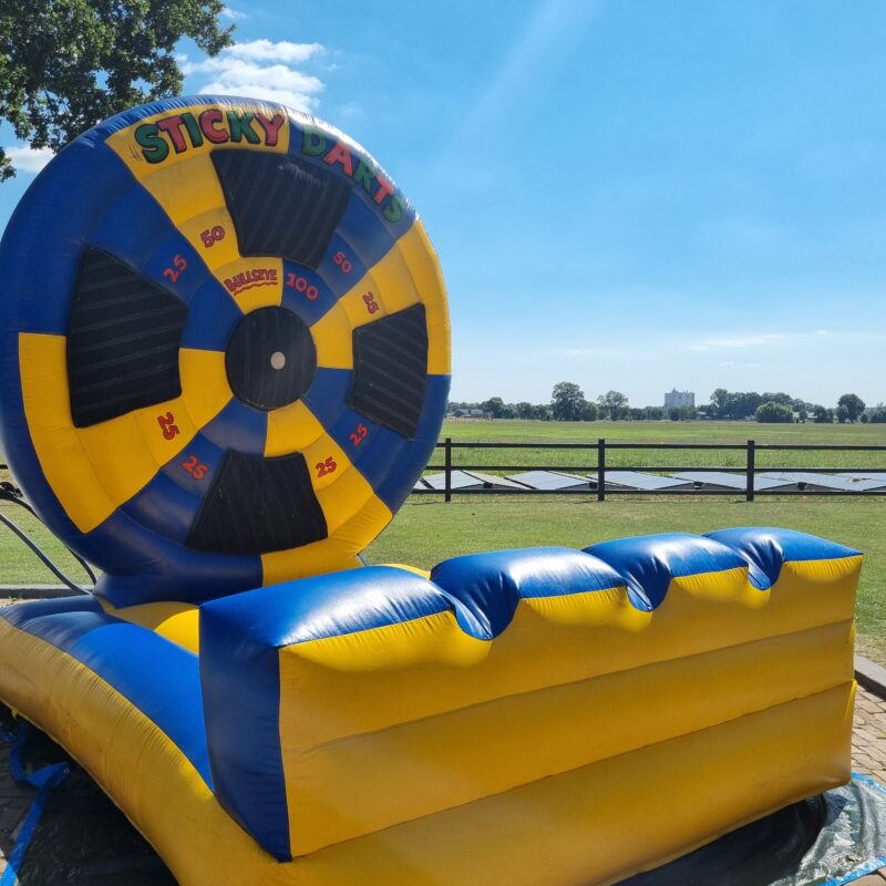 Springkussen-dartbord-huren-lunteren-ede-barneveld-wekerom